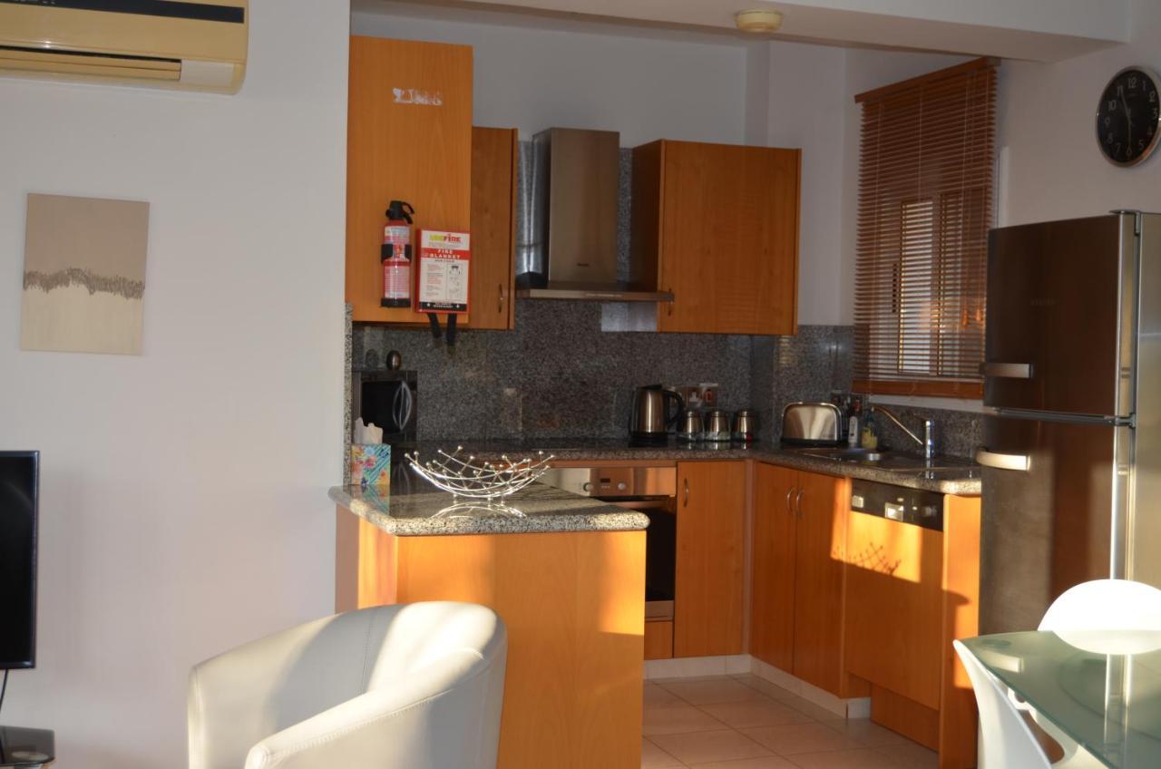 Sam'S Cove Apartment Paphos Exterior photo